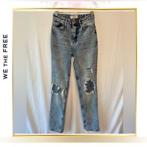 We the Free Jeans Straight Leg Distressed Sz 26 #636